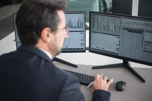 Financal Services & Fintech